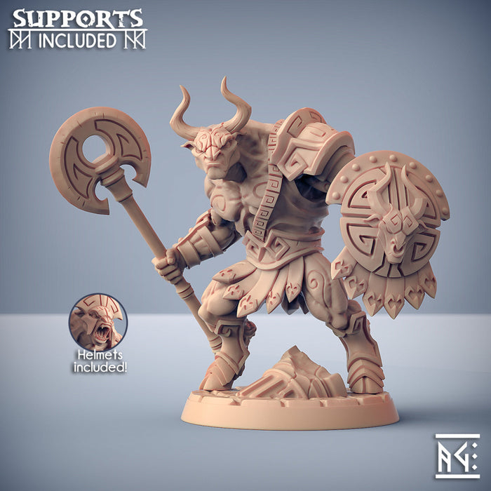 Minoc A | Order of the Labyrinth | Fantasy Miniature | Artisan Guild TabletopXtra